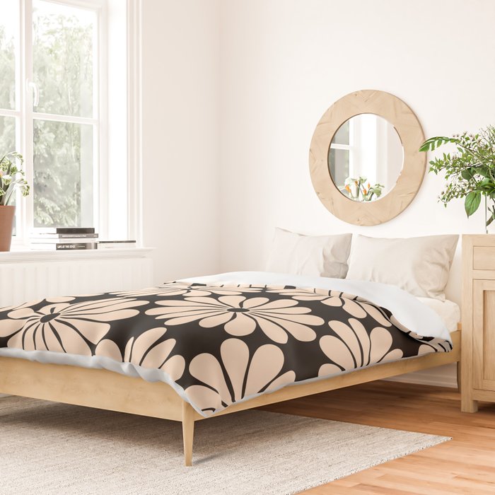 Black and White Retro Modern Daisy Duvet Cover Gallery Image 2