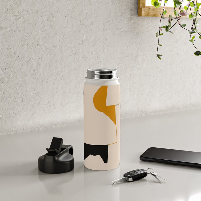 Minimalist 68 Water Bottle Gallery Image 4