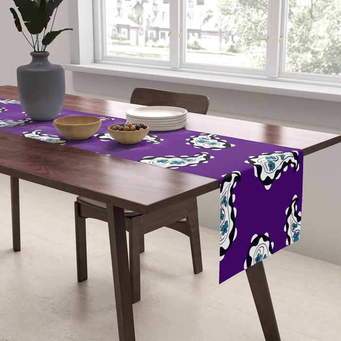 Leafy Whirls 3 Table Runner Gallery Image 2