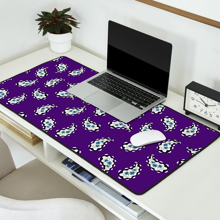 Leafy Whirls 3 Desk Mat Gallery Image 2