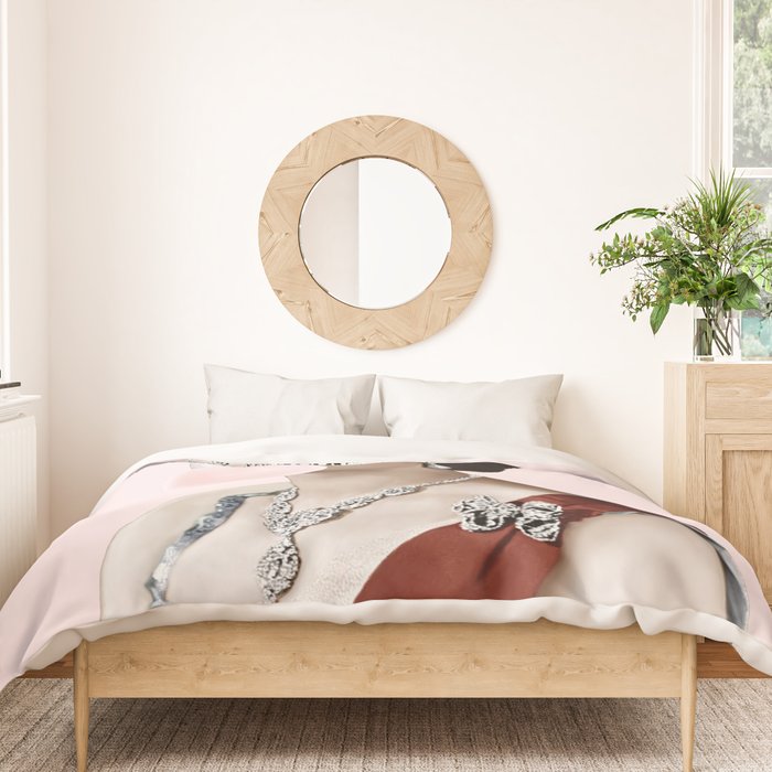 Queen Elizabeth II Blowing Pink Bubble gum Duvet Cover Gallery Image 3