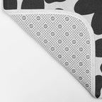 Black & White Flower - 70's Daisies Bath Mat Gallery Image 2
