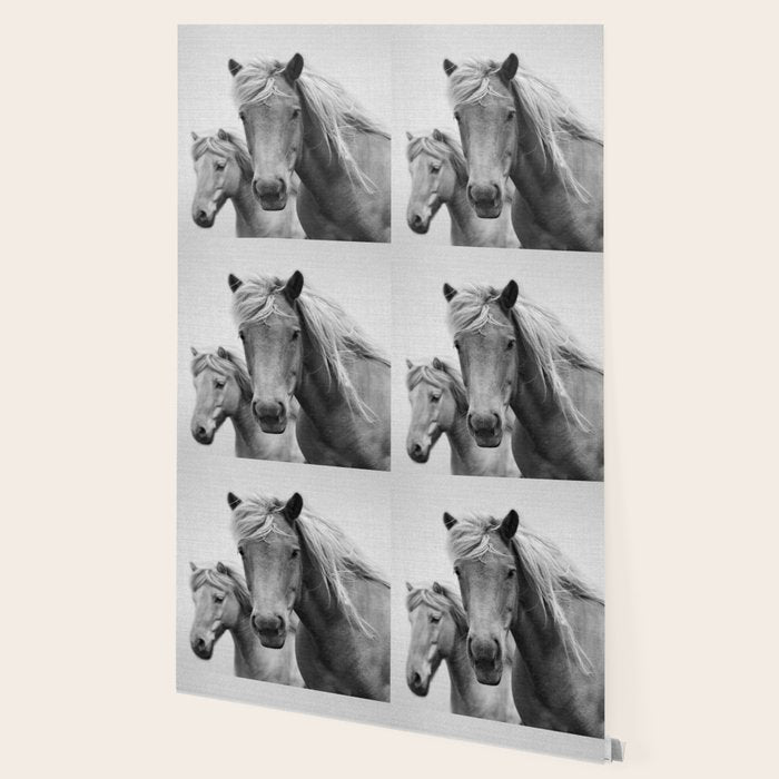 Horses - Black & White Wallpaper Gallery Image 2