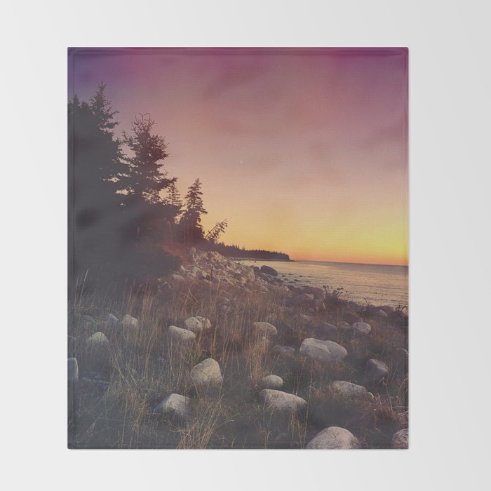 Sunset By the Sea Throw Blanket Gallery Image 2
