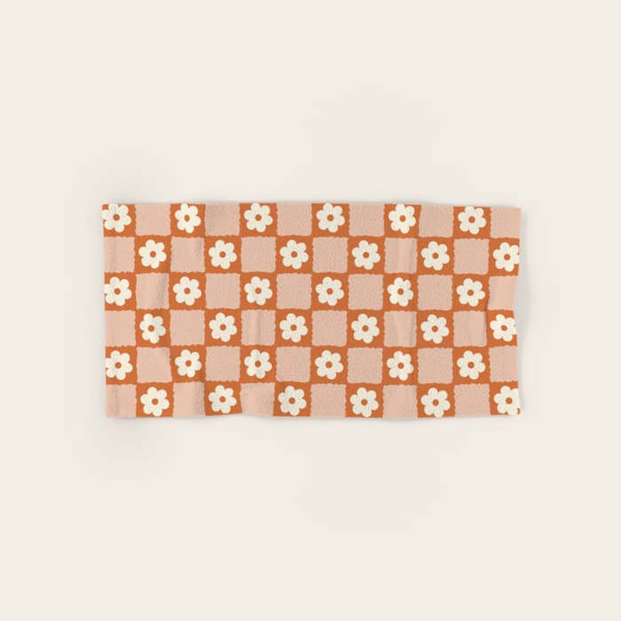 Flower Checker in Burnt Orange  Bath Towel Gallery Image 1