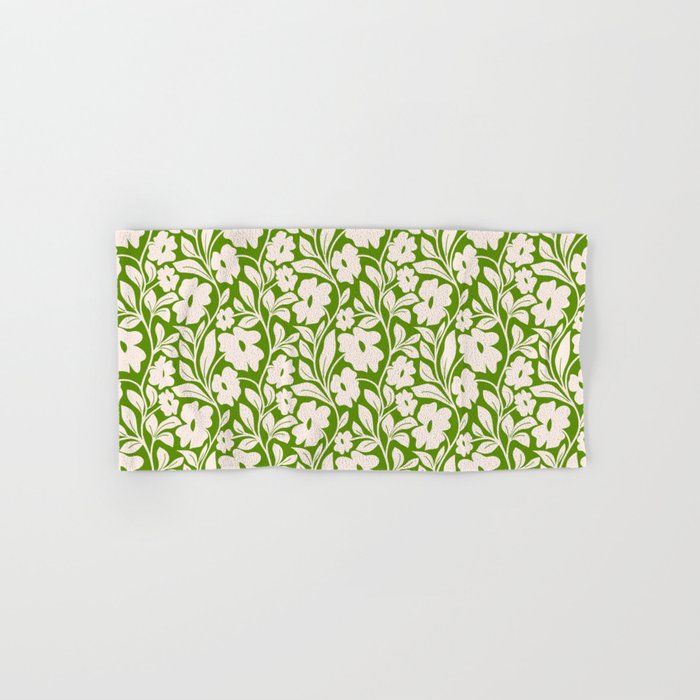 Tropical Vines Pattern - Green Bath Towel Gallery Image 1
