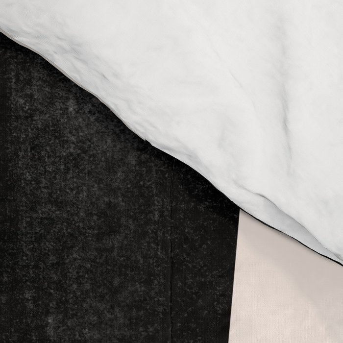 To face the night Comforter Gallery Image 4