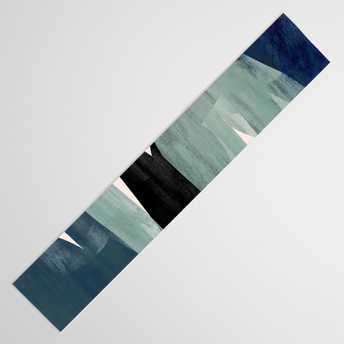 To face the night Table Runner Gallery Image 3