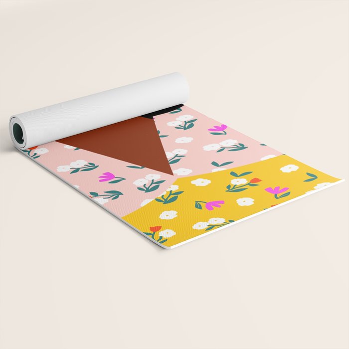 Dainty Floral Beauty Yoga Mat Gallery Image 2