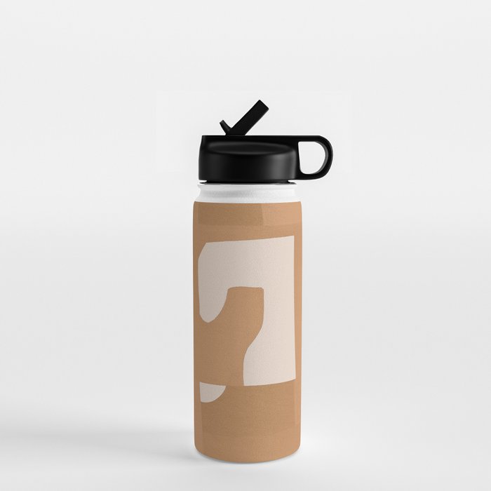 Minimalist 138 Water Bottle Gallery Image 1