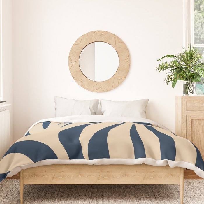 Abstract Maldives Leaves Minimalist Pattern in Mid Century Modern Navy Blue and Beige Duvet Cover Gallery Image 3
