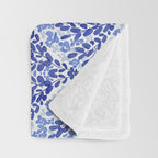 Chinoiserie Scallops Throw Blanket Gallery Image 3