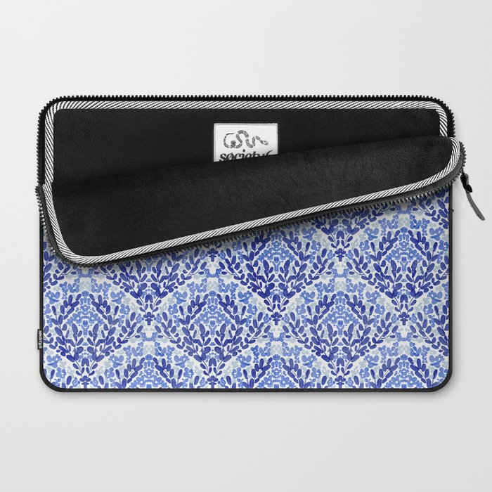 Chinoiserie Scallops Laptop Sleeve Gallery Image 2