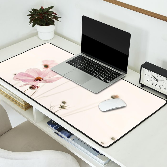COSMEA DANCING CREME BEIGE Desk Mat Gallery Image 2