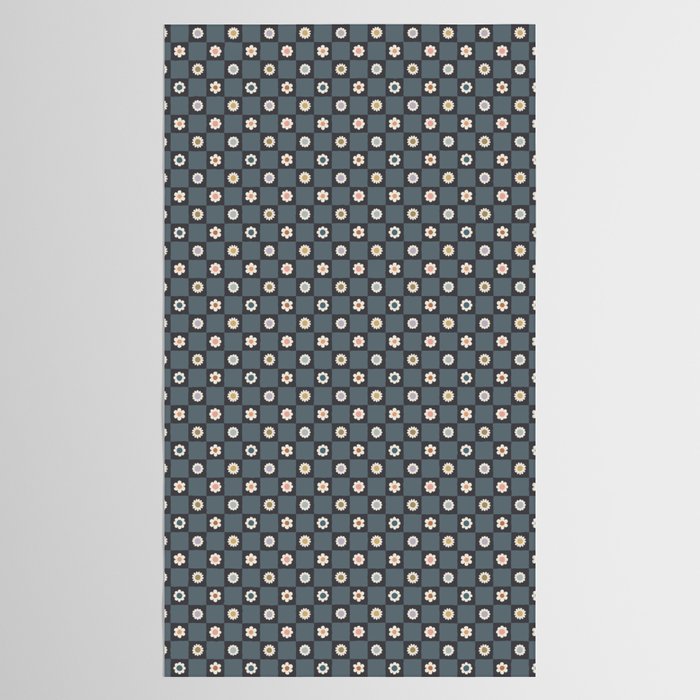 Daisy Checkerboard Tablecloth Gallery Image 2