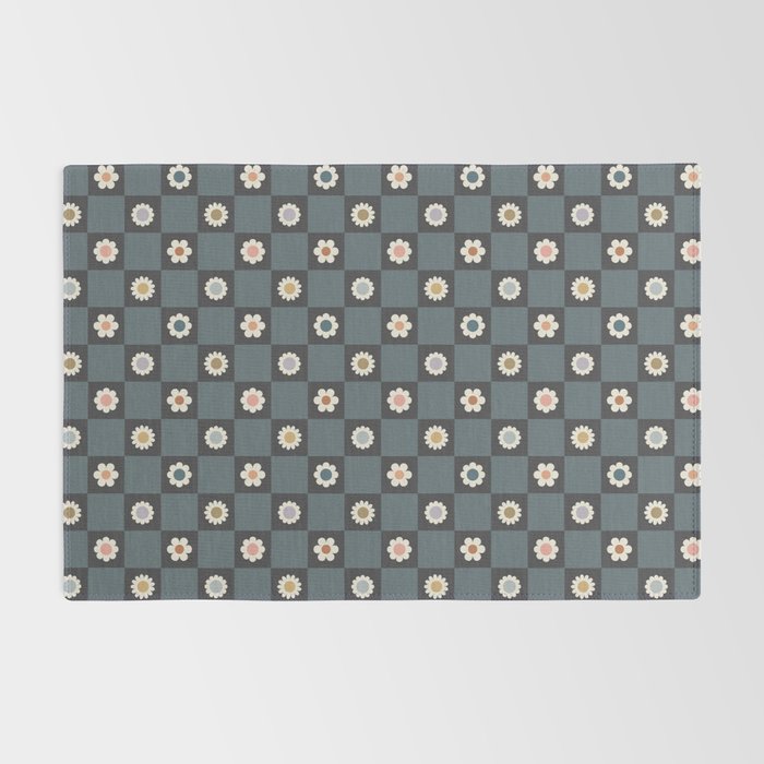 Daisy Checkerboard Rug Gallery Image 2