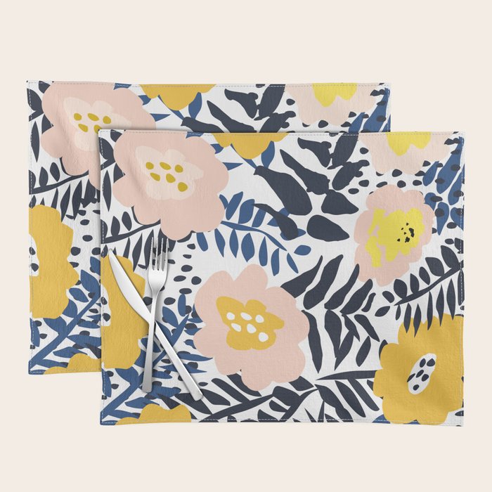 Outdoor: florals matching to design for a happy life Placemat Gallery Image 1