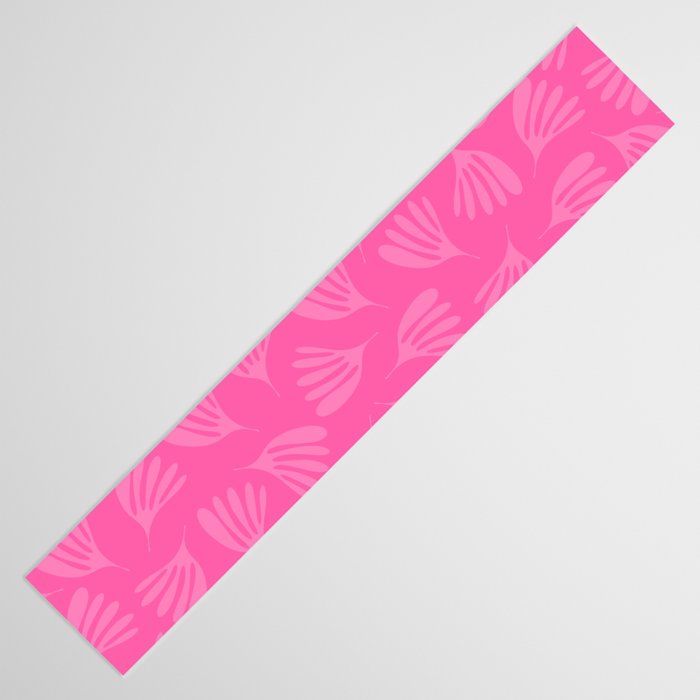 Preppy Pink Wispy Leaves Contemporary Abstract Pattern Table Runner Gallery Image 3