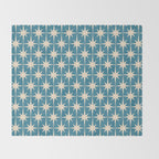 Atomic Age Retro Midcentury Starburst Pattern in Cream and 50s Blue Throw Blanket Gallery Image 2