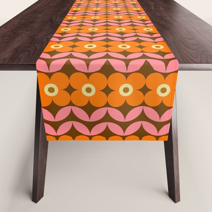 Retro Flower 10A Table Runner Gallery Image 1