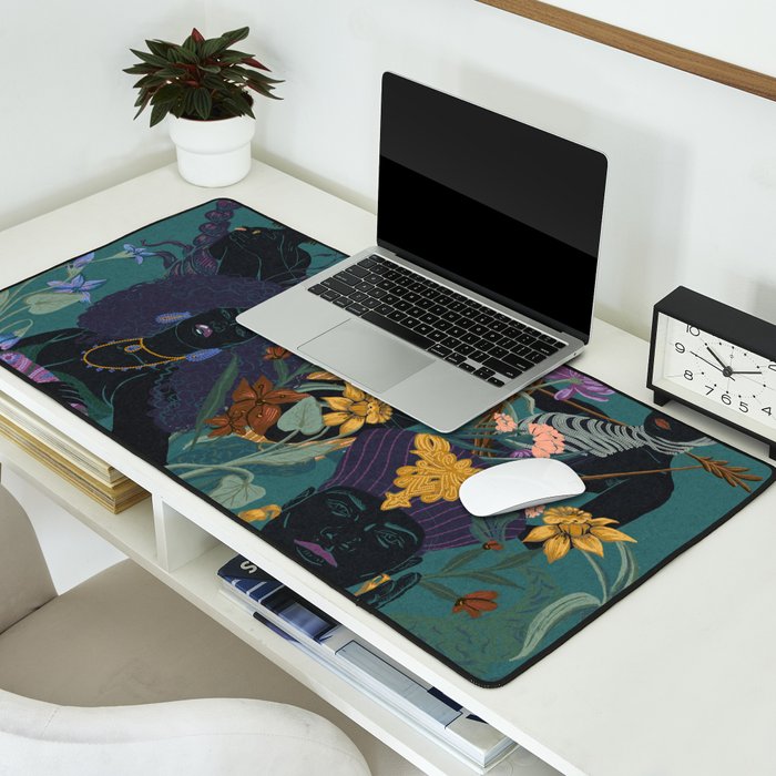 The Queens Court  Desk Mat Gallery Image 2