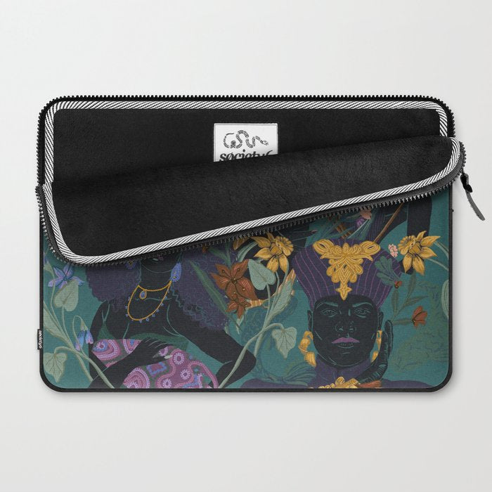 The Queens Court  Laptop Sleeve Gallery Image 2