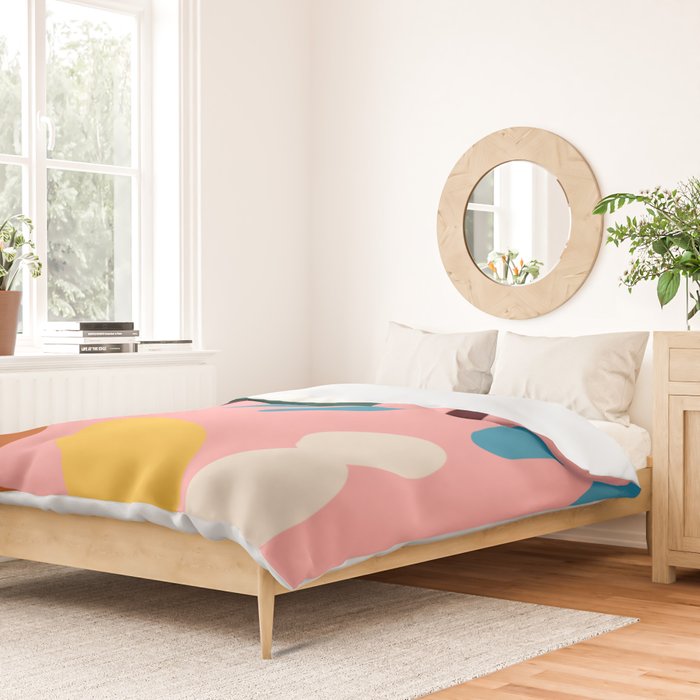 BIG FAMILY DINNER Duvet Cover Gallery Image 2