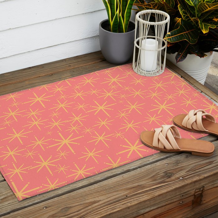 Twinkling Retro Starburst Pattern in Pink and Mustard Yellow Outdoor Rug Gallery Image 2