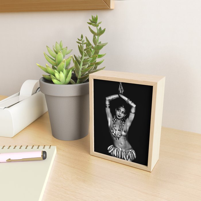 Jazz Age Josephine Baker in Folies Bergère Bananas Costume black and white photography Mini Art Print Gallery Image 2