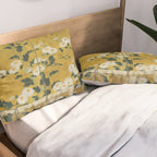 Red and White Chrysanthemums Vintage Japanese Gold Leaf Screen Pillow Sham Gallery Image 2