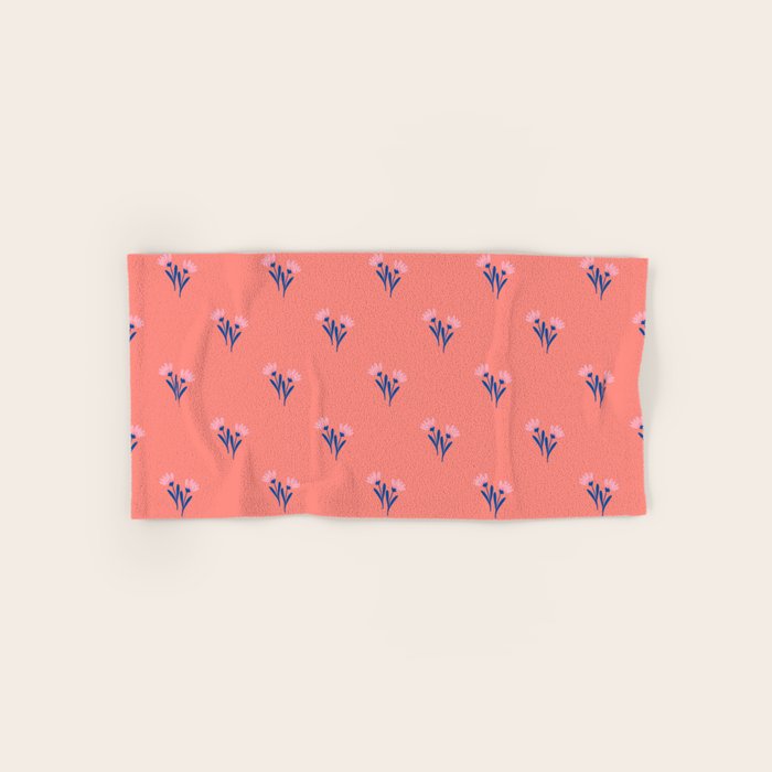 Ditsy floral pattern Bath Towel Gallery Image 1