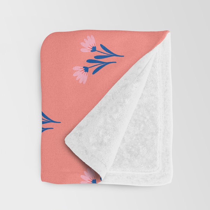 Ditsy floral pattern Throw Blanket Gallery Image 3