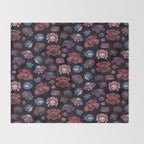 Tarantulas - dark Throw Blanket Gallery Image 2