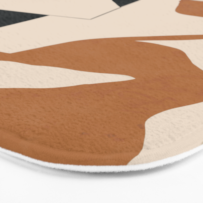 Minimalist 78 Bath Mat Gallery Image 3