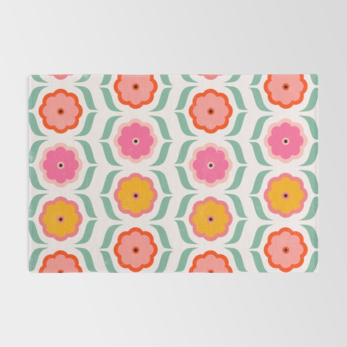 Bright Retro Geometric Pattern Rug Gallery Image 2