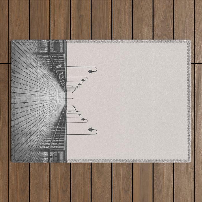 Pier 01 Outdoor Rug Gallery Image 1