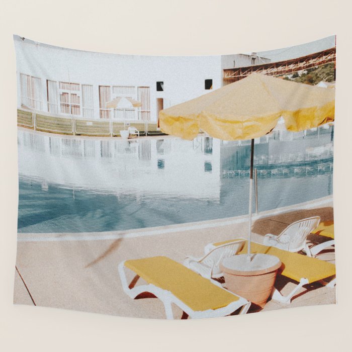 vintage summer poolside Wall Tapestry