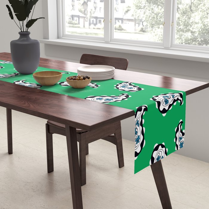 Leafy Whirls 1 Table Runner Gallery Image 2