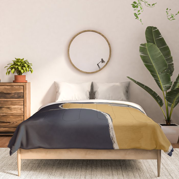 Minimal Abstract Art Woman Portrait 2 Comforter Gallery Image 3