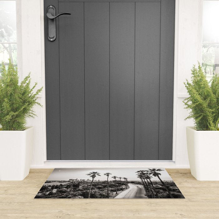 Los Angeles Black and White Welcome Mat Gallery Image 3