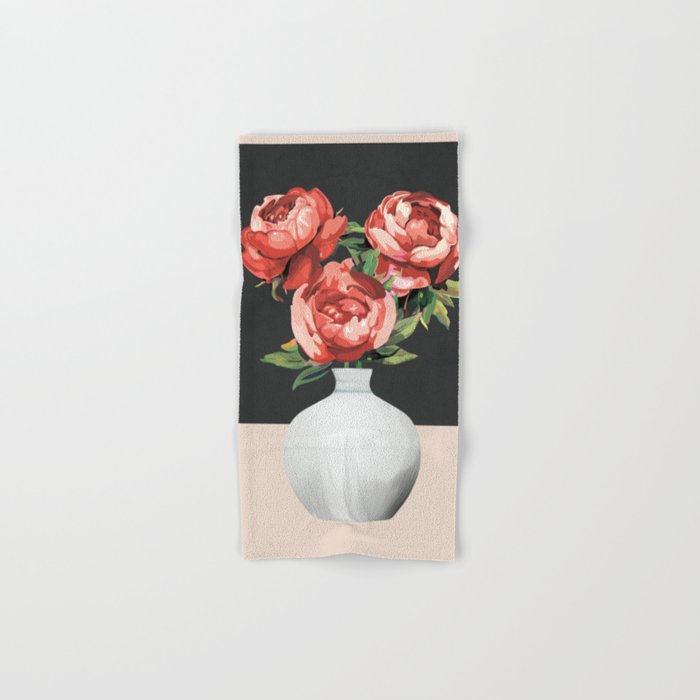 Vase of Flowers 3 Bath Towel Gallery Image 1