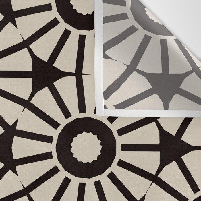 Minimalist Geometric Floral Pattern Wall Tapestry Gallery Image 3