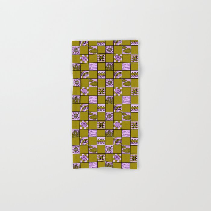 Pisces Checkered Print Bath Towel Gallery Image 1