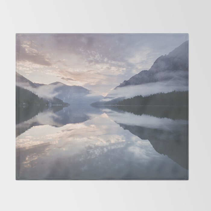 Mornings like this - Landscape and Nature Photography Throw Blanket Gallery Image 2