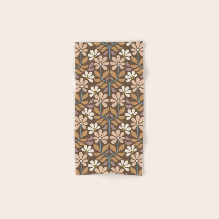 Retro Floral Pattern Bloom Bath Towel Gallery Image 1