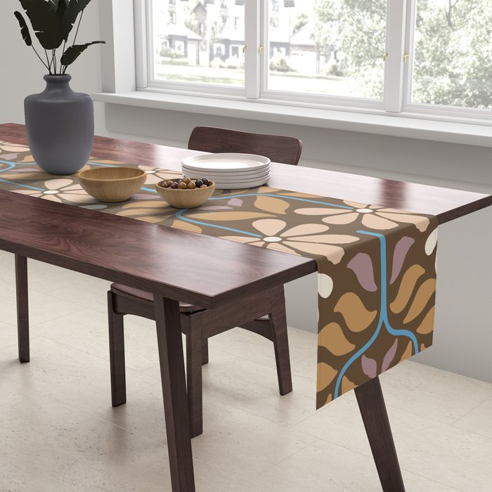 Retro Floral Pattern Bloom Table Runner Gallery Image 2