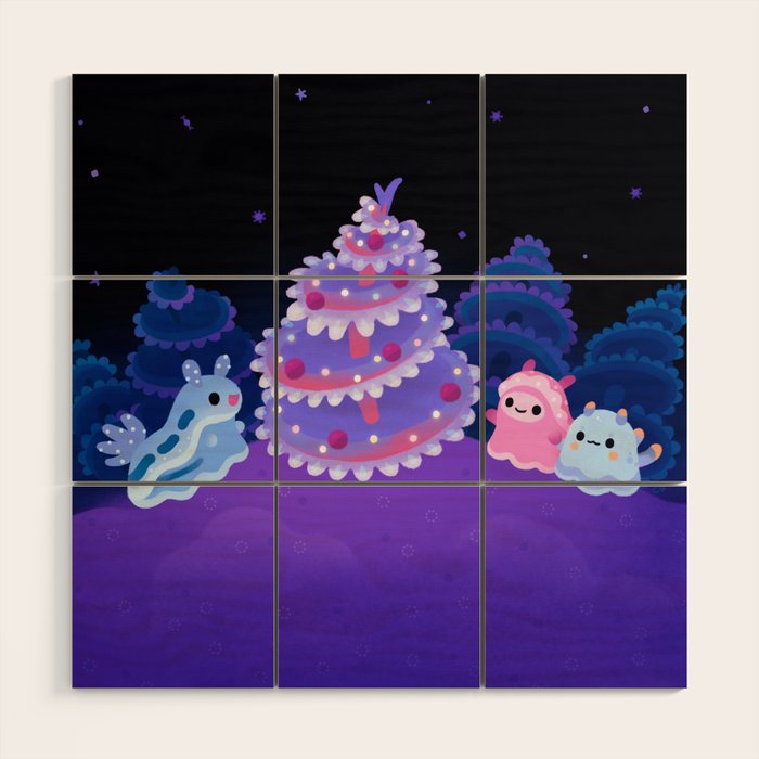 Merry christmas tree worm Wood Wall Art Gallery Image 1