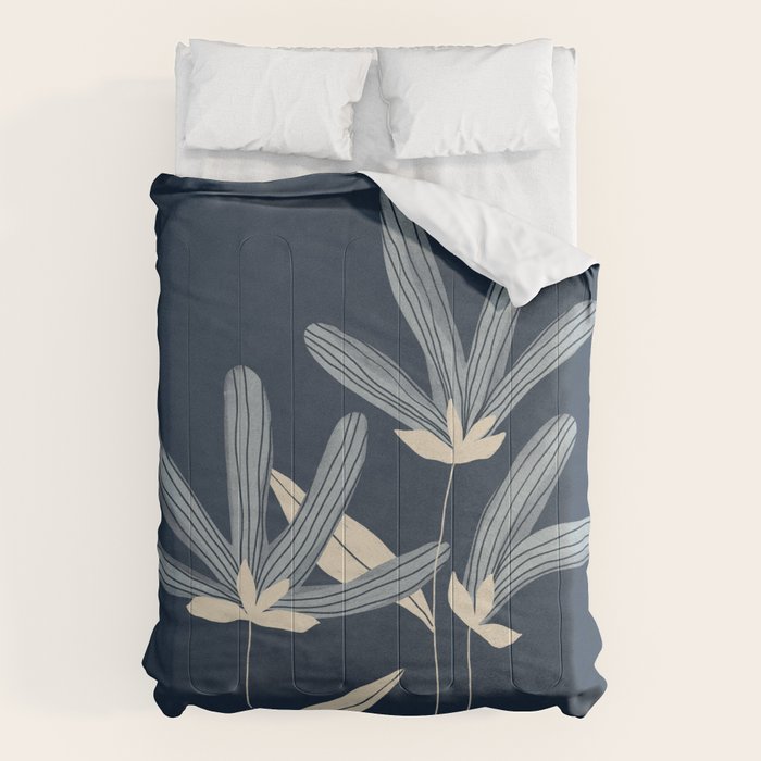 Three Flowers Comforter Gallery Image 6