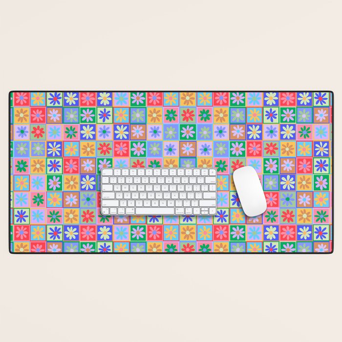 Checkered Flower Pattern  Desk Mat Gallery Image 1