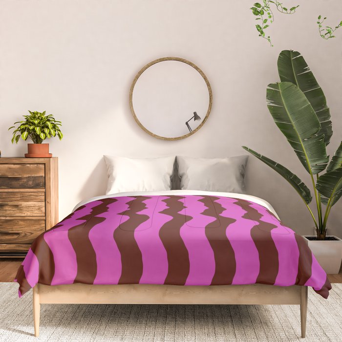 Vibra - Pink Comforter Gallery Image 3